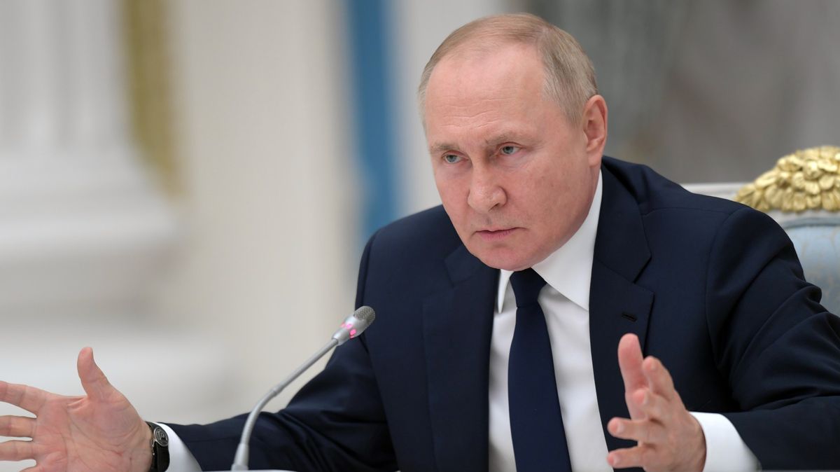 Západ chce bojovat proti Rusku do posledního Ukrajince, řekl Putin